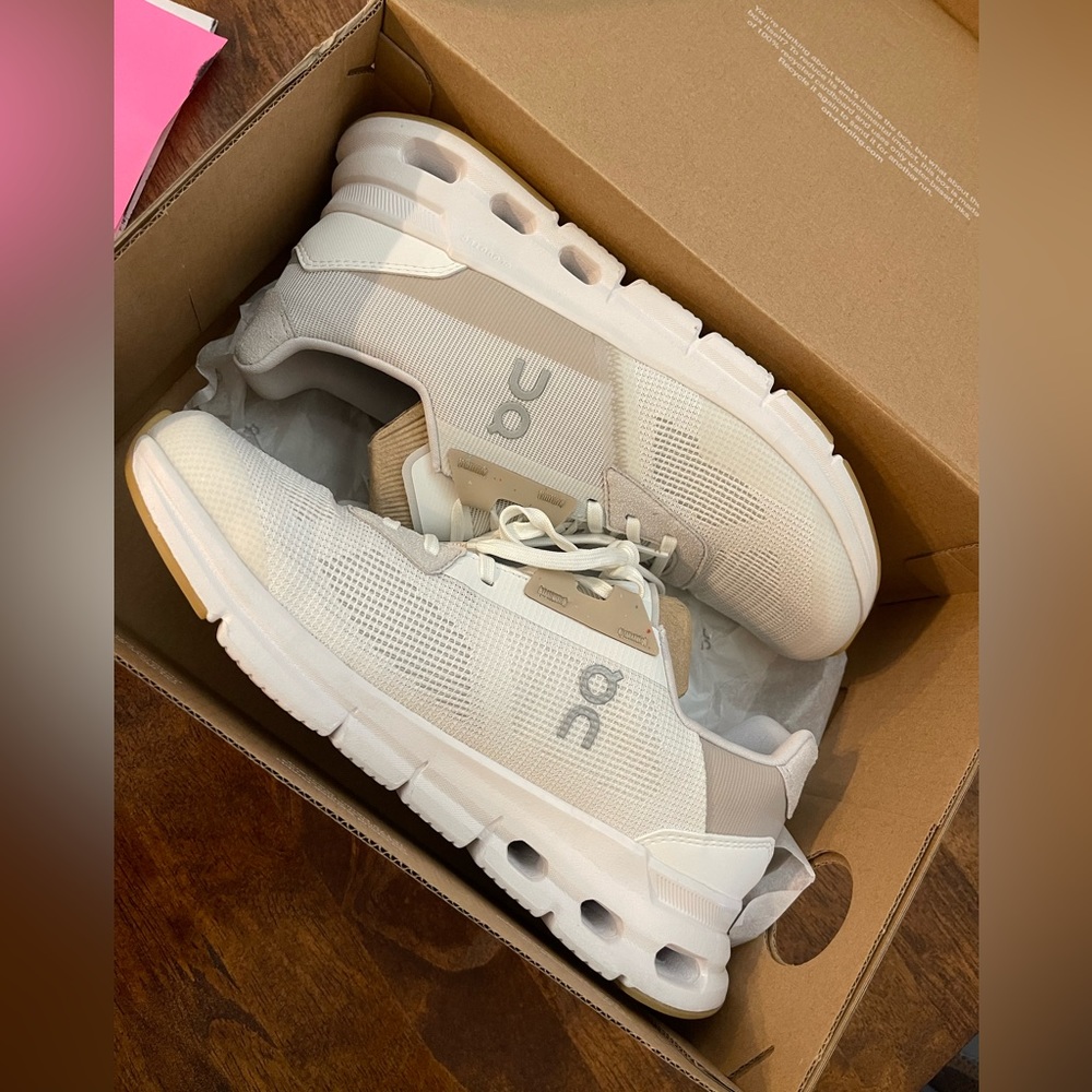 Womens clouddrift onclouds